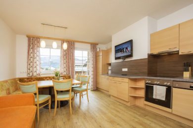 Ferienwohnung für 4 – 6 Personen im Alpenfex, Flachau, Salzburger Land